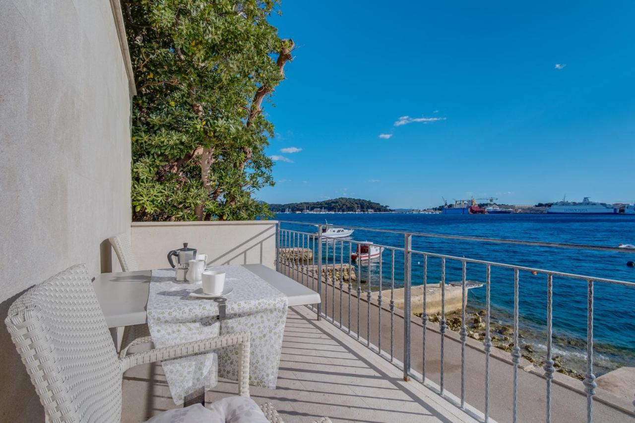 Apartman Velopin Mali Lošinj Exterior foto